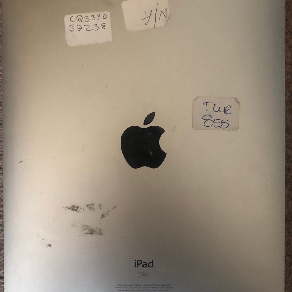 Ipad First Generation Tablet - image 4